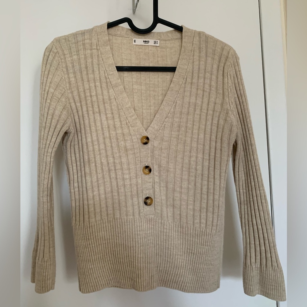 Mango Beige Ribbed Sweater w/ Buttons
